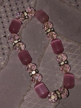 Elegant Pink Beaded Stretch Bracelet with Crystal Accents